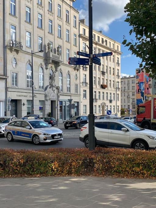 Mieszkanie z dużym terasem w Warszawie Warszawa Zewnętrze zdjęcie
